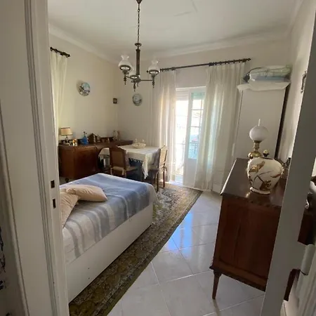Homestay Alfama